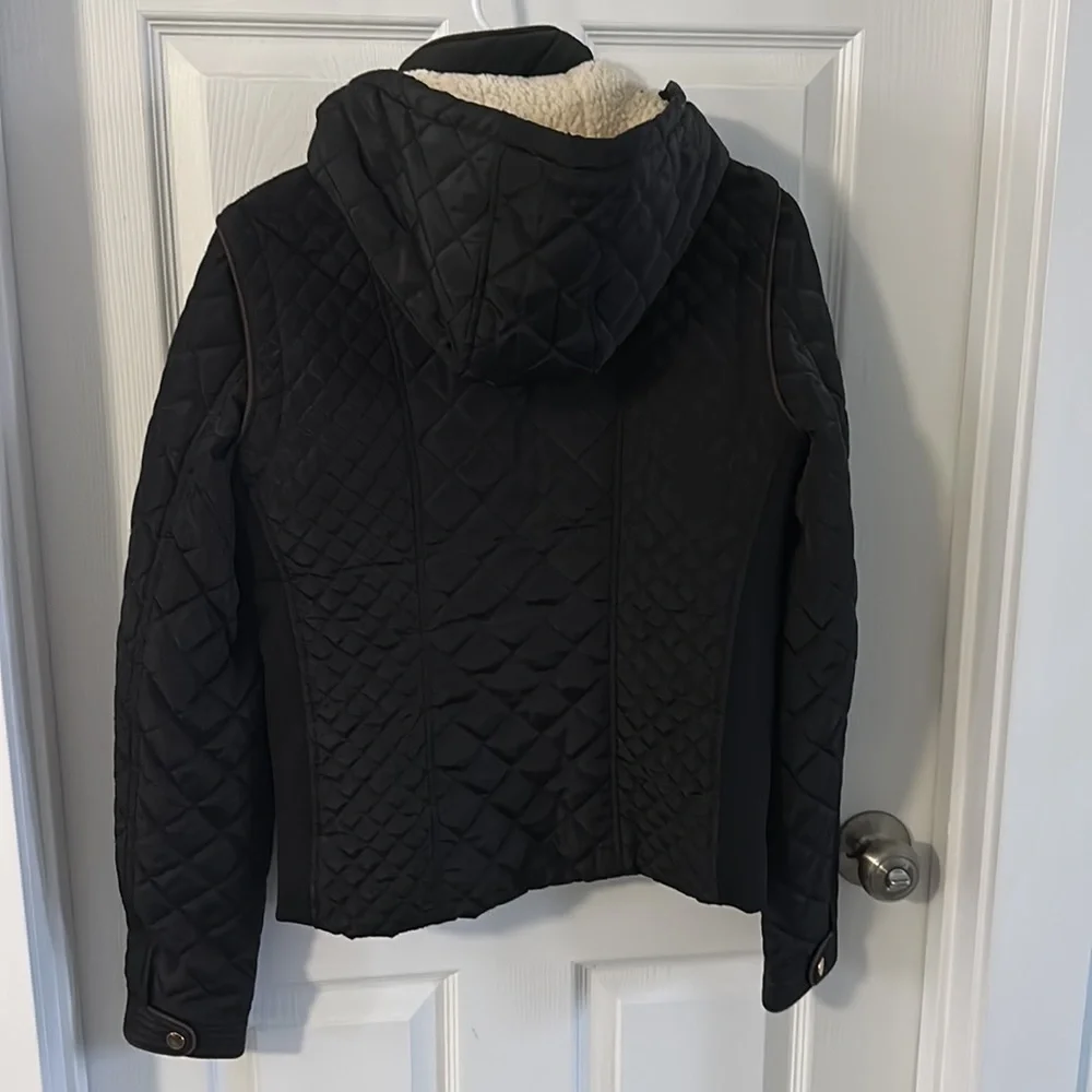 Lightweight jacket - Picture 3 of 4